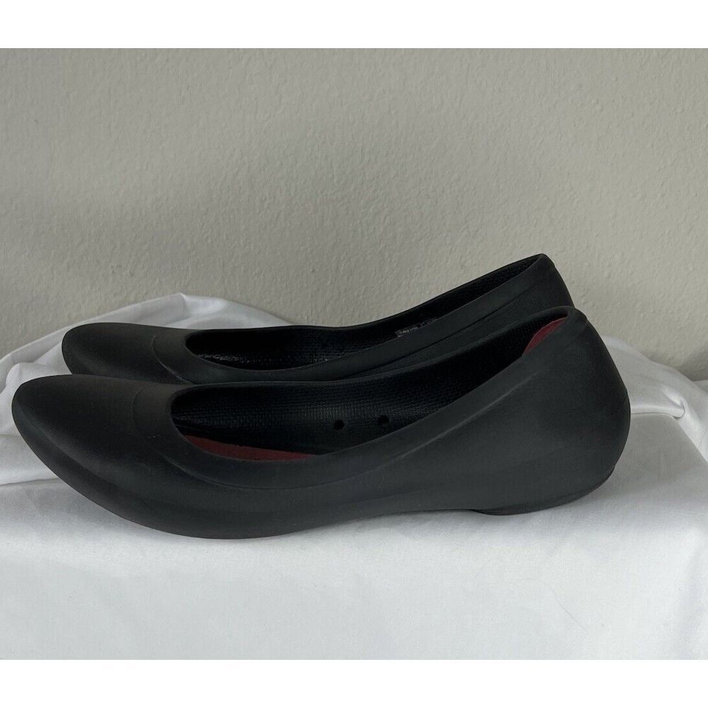 Crocs Lina Womens Ballet Flats Size 9 Black Slip On Closed Toe Comfort Shoes